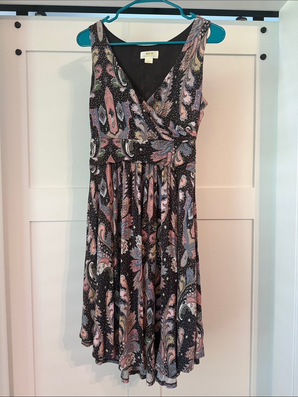Sleeveless Paisley Wrap Dress in Black & Pink